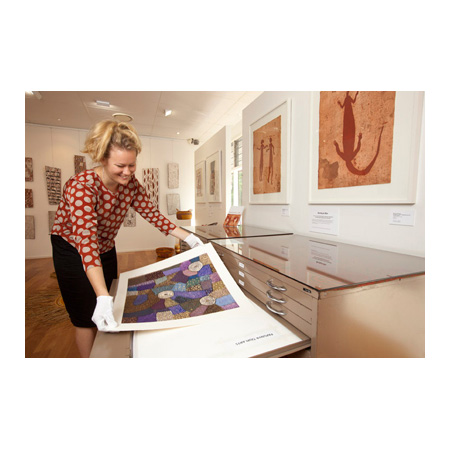 Stocking limited edition prints from over 40 Art Centres across Australia